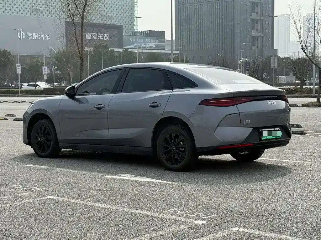 BYD e7 2025 из CN, фото 6