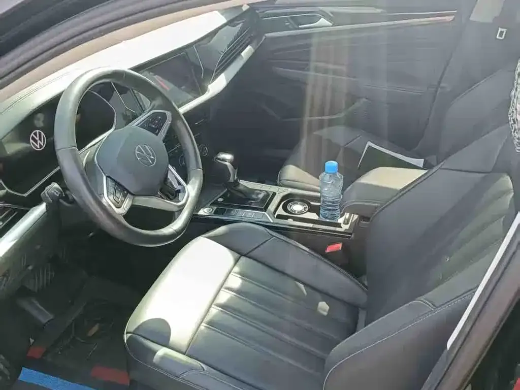 Volkswagen Passat — фото 6
