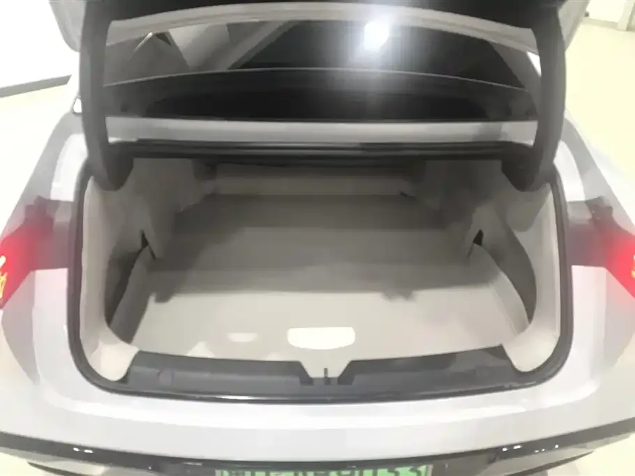Geely Galaxy E8 2024 из CN, фото 6