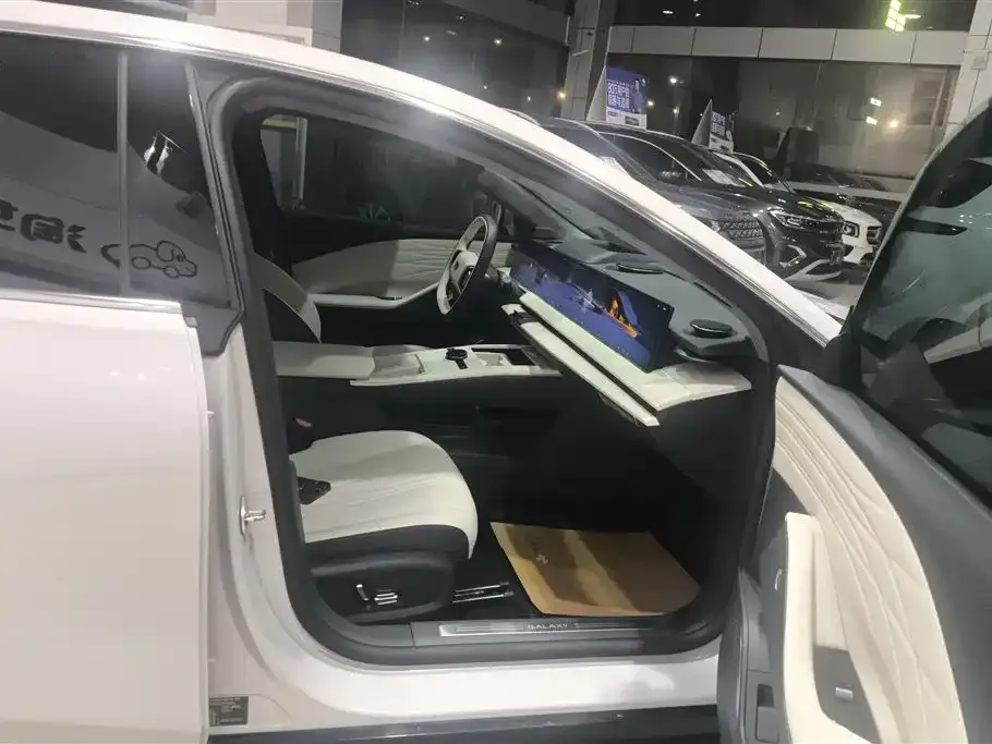 Geely Galaxy E8 2024 из CN, фото 4