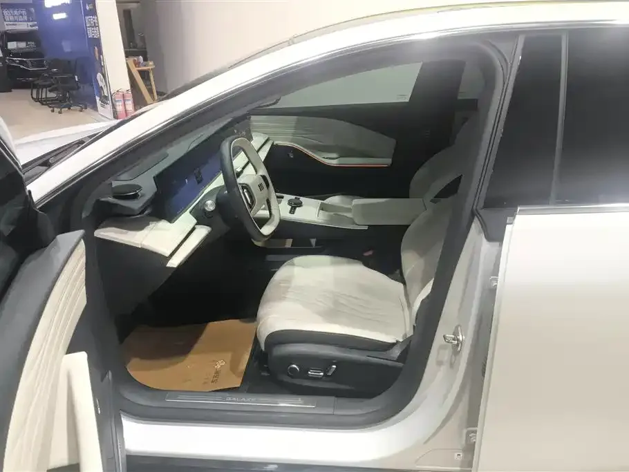 Geely Galaxy E8 2024 из CN, фото 5