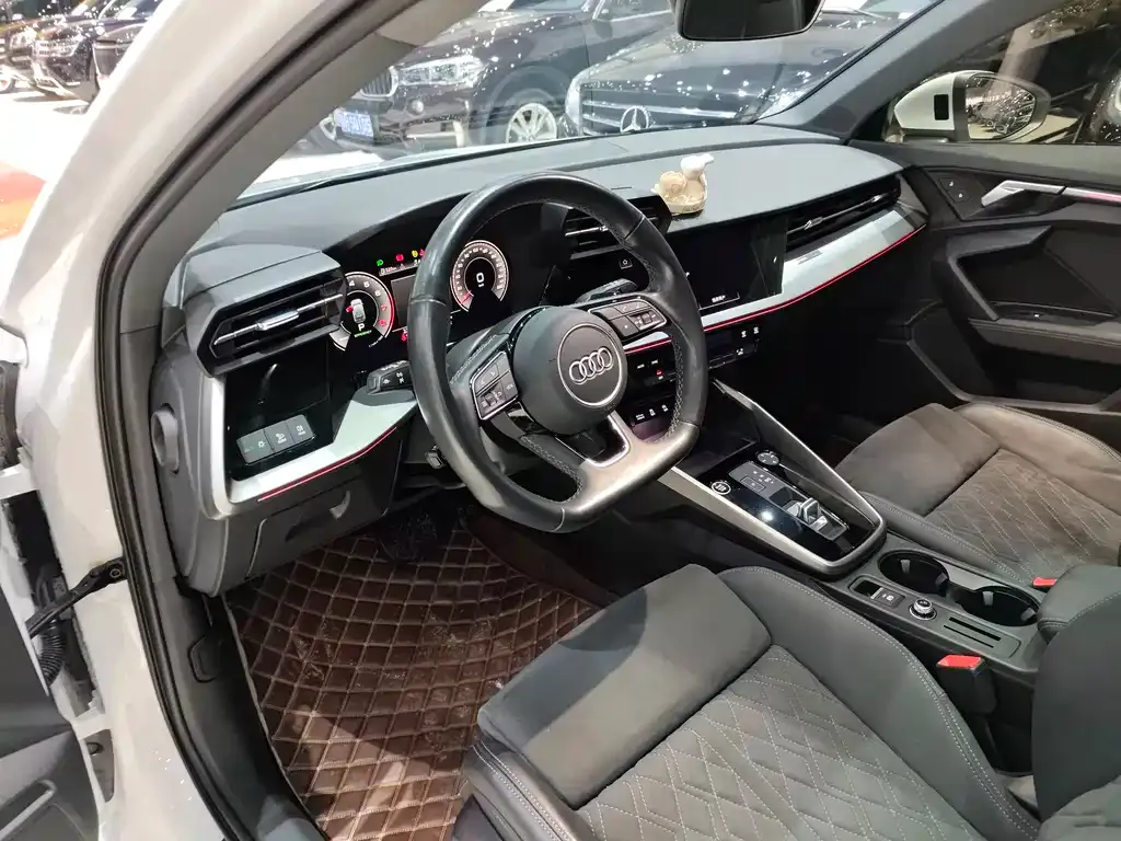 Audi A3 2024 из CN, фото 9