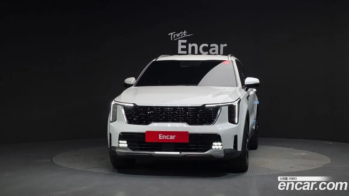 Kia Sorento — фото 8