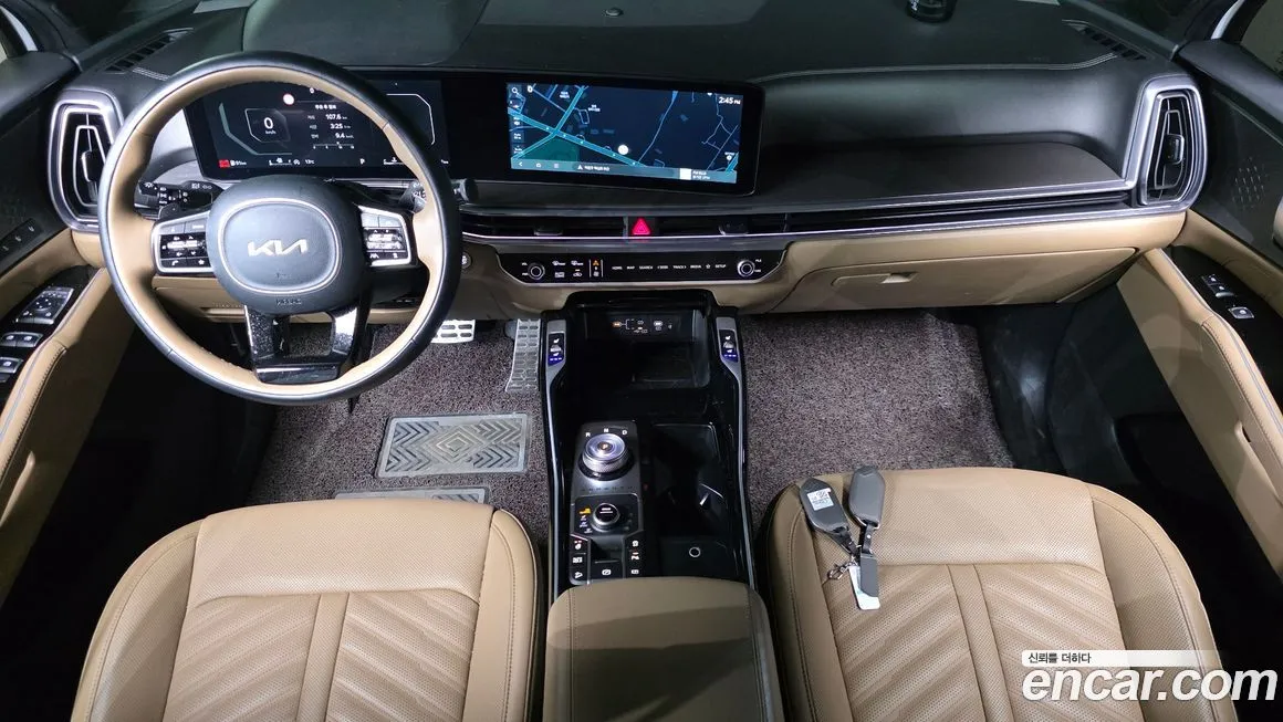 Kia Sorento — фото 10