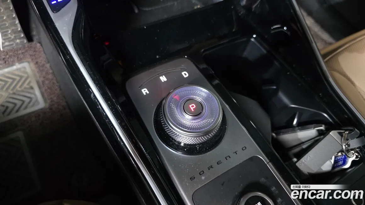 Kia Sorento — фото 4