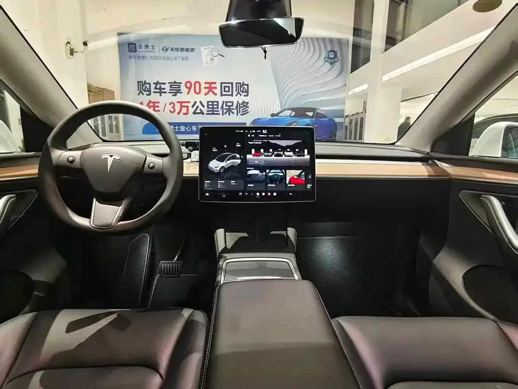 Tesla Model Y — фото 7