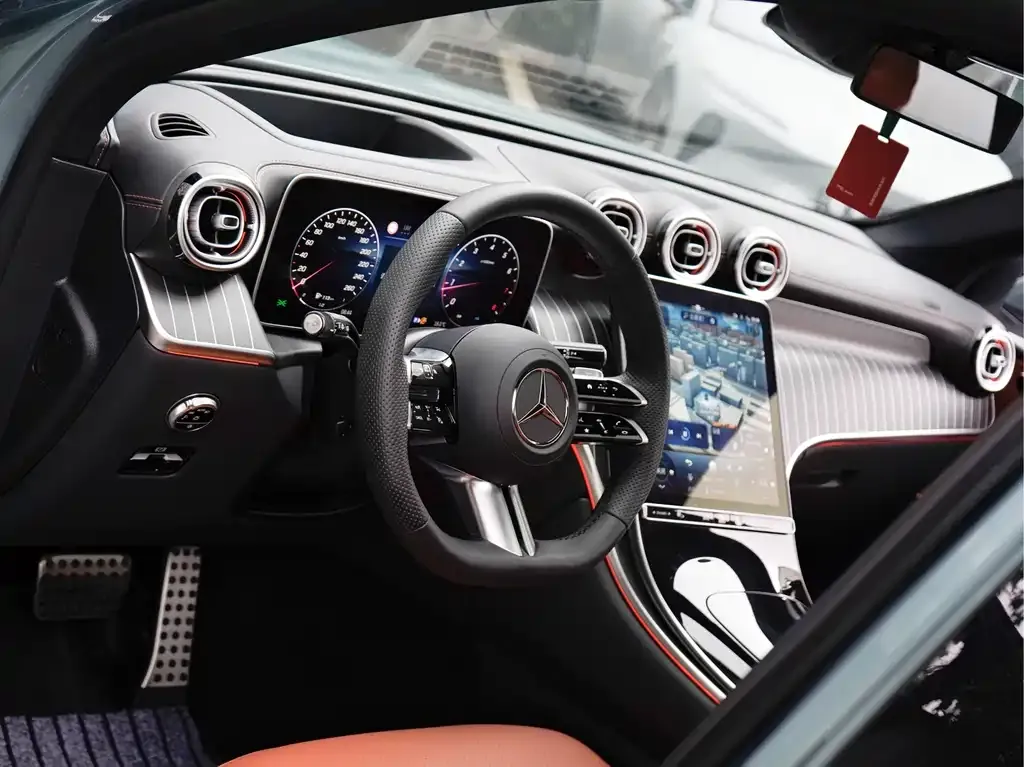 Mercedes-Benz GLC 2024 из CN, фото 3