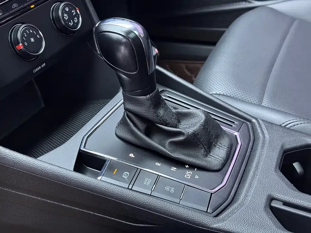 Volkswagen Lavida 2022 из CN, фото 10