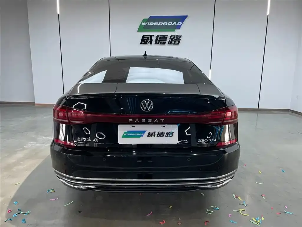 Volkswagen Passat — фото 9