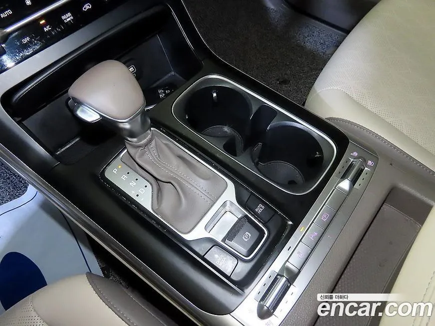 Kia Carnival 2023 из KR, фото 10