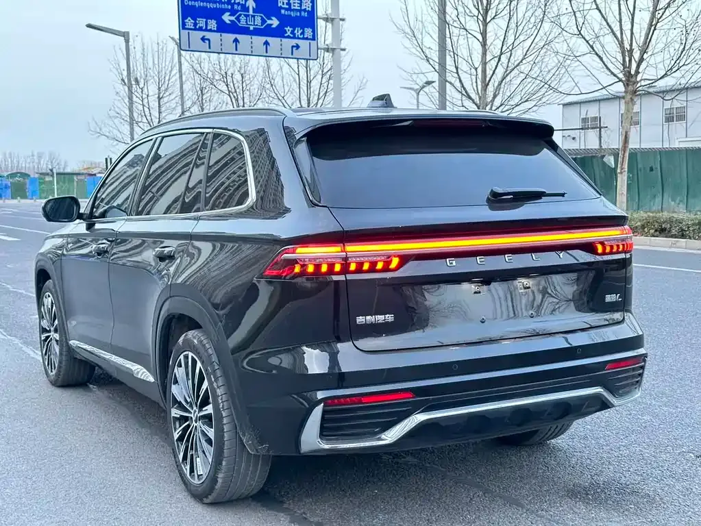 Geely Xingyue L — фото 9
