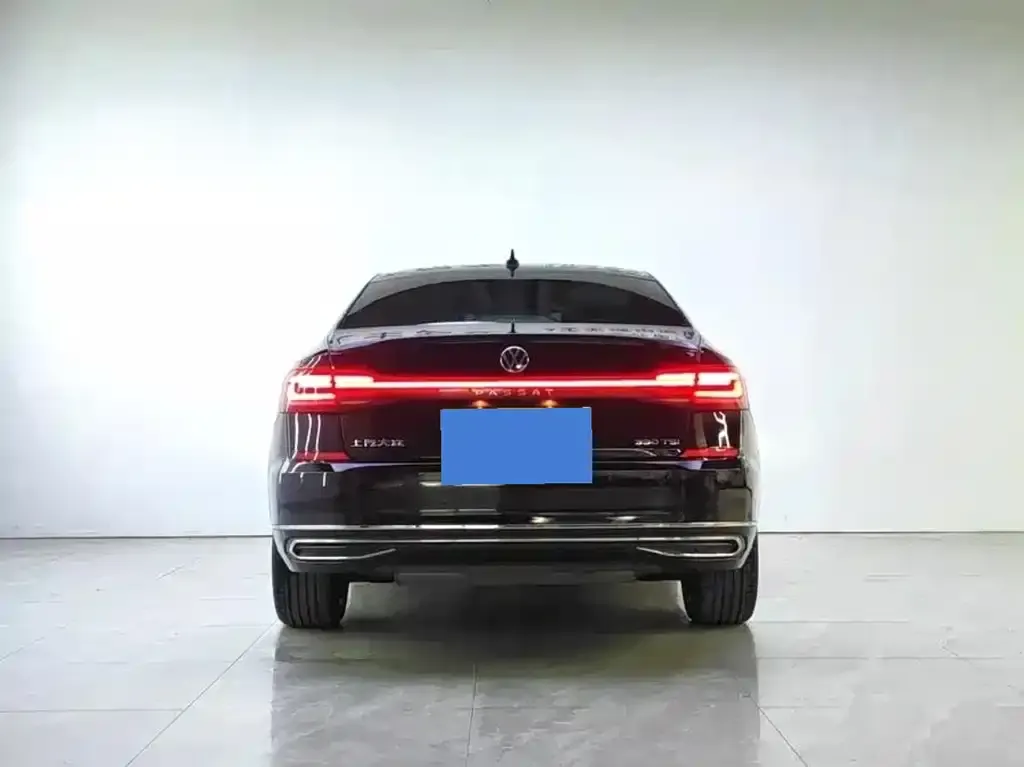 Volkswagen Passat — фото 5