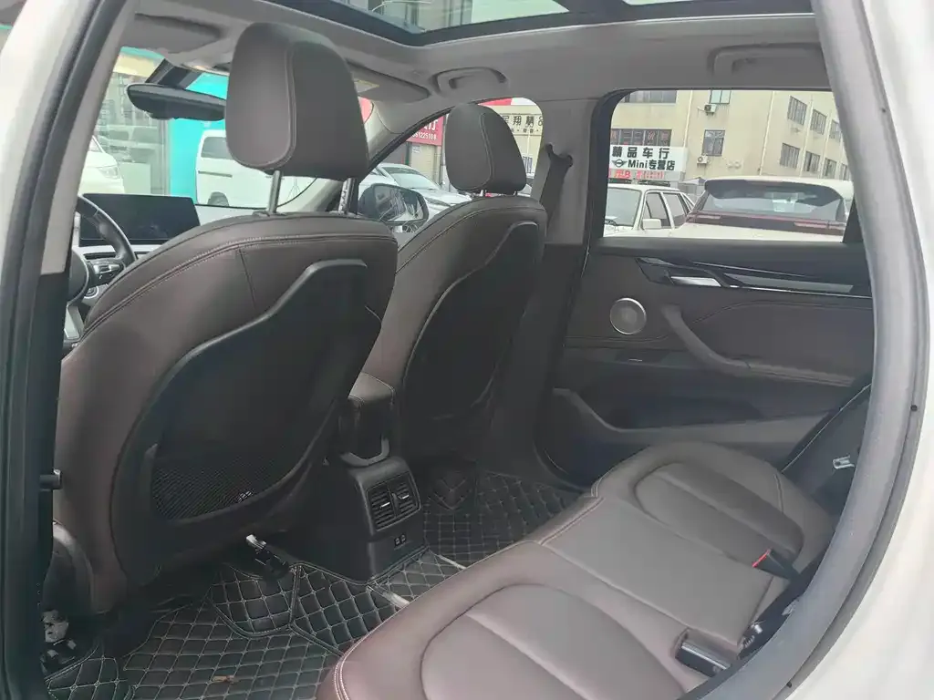 BMW X1 2023 из CN, фото 4