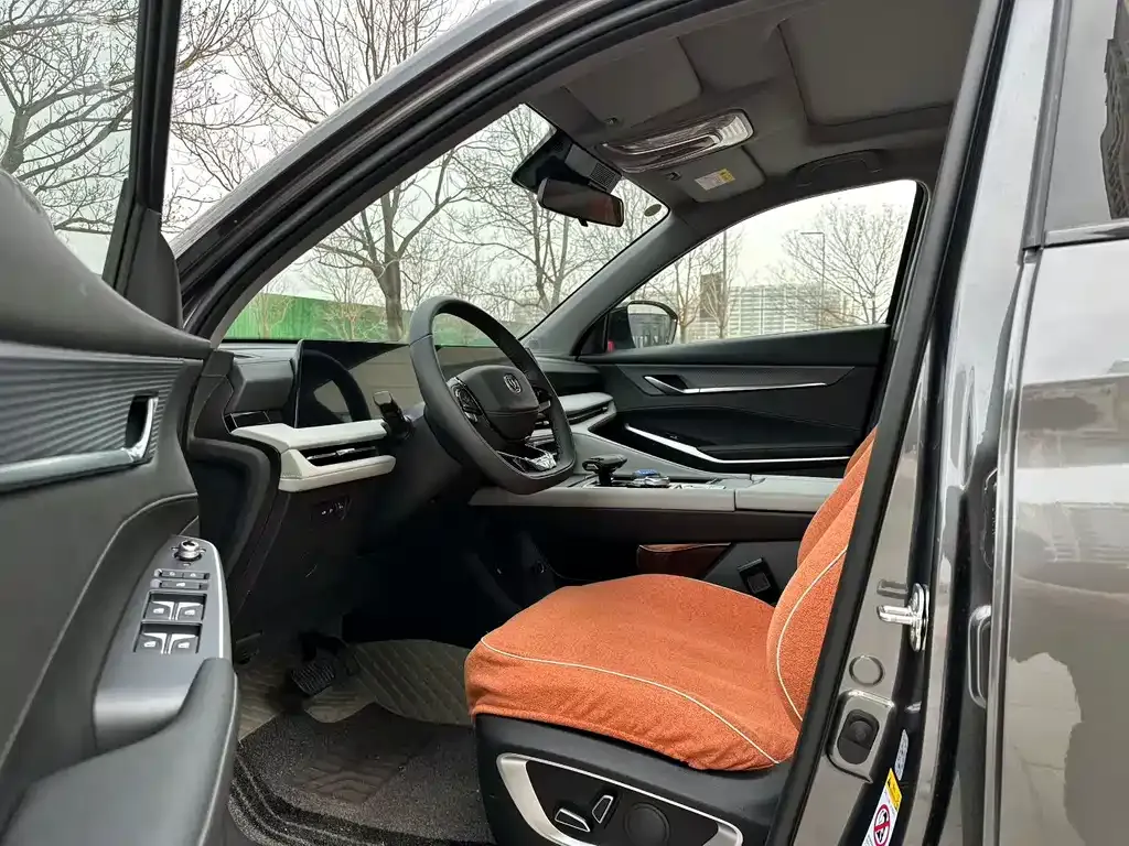Changan CS75PLUS — фото 3