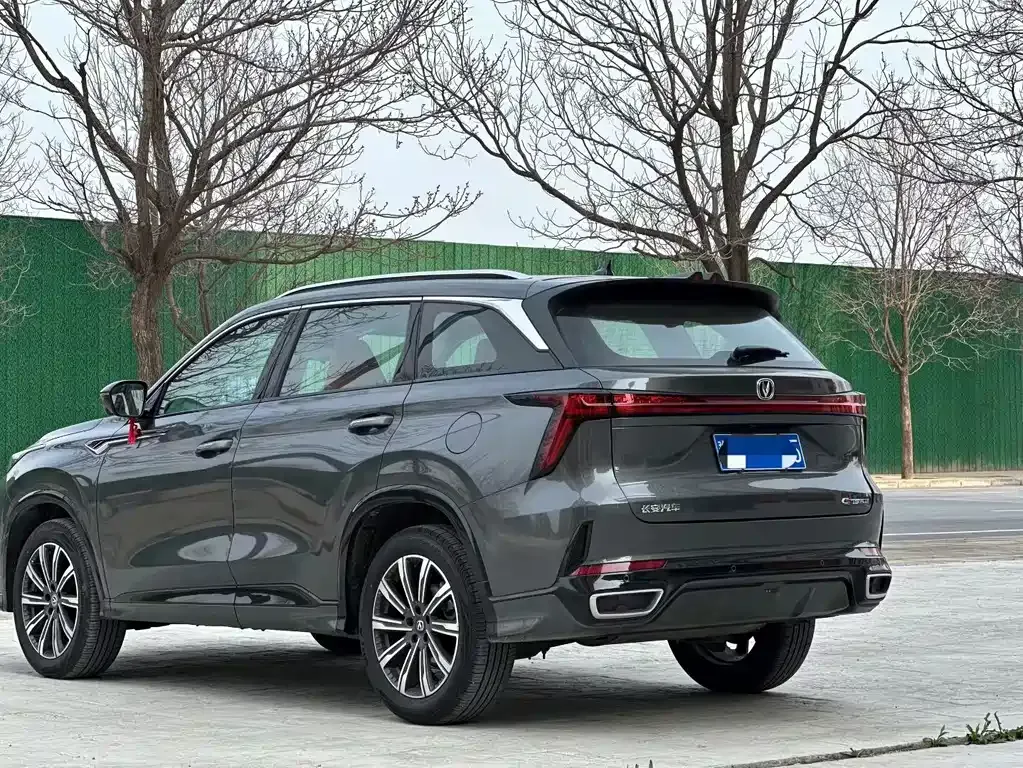 Changan CS75PLUS — фото 9