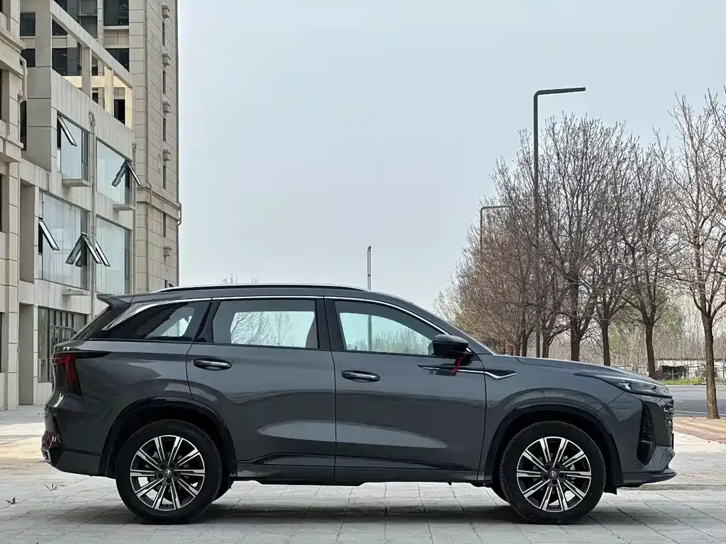 Changan CS75PLUS — фото 6
