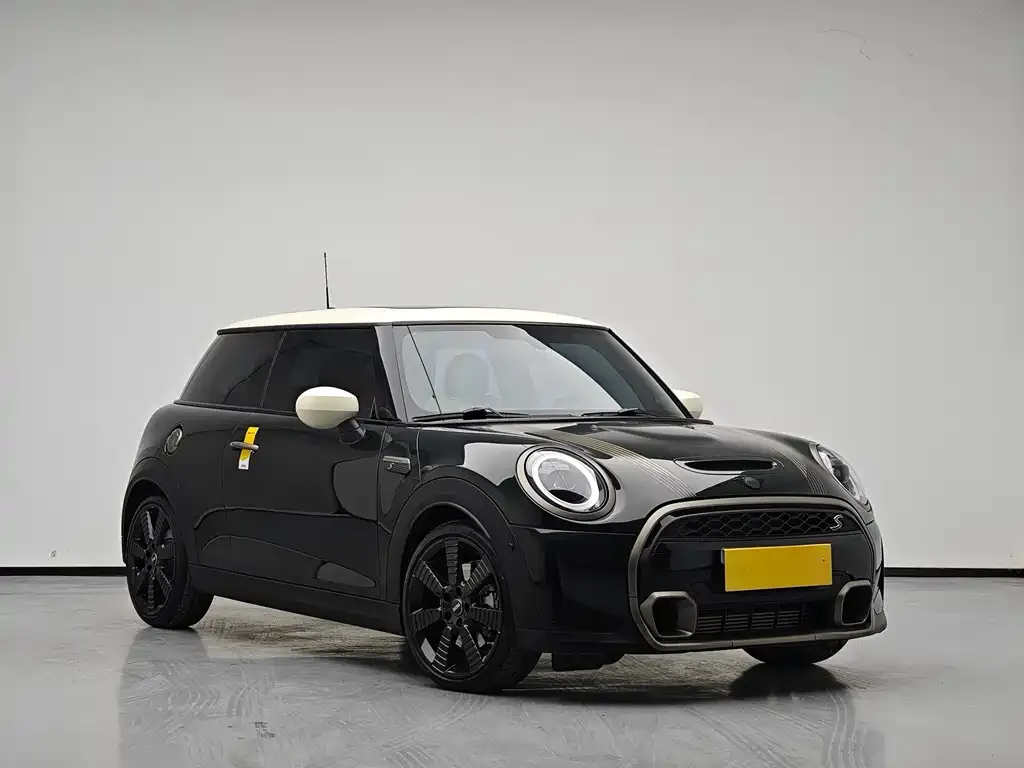 MINI Cooper (3-door) 2022 из CN, фото 4