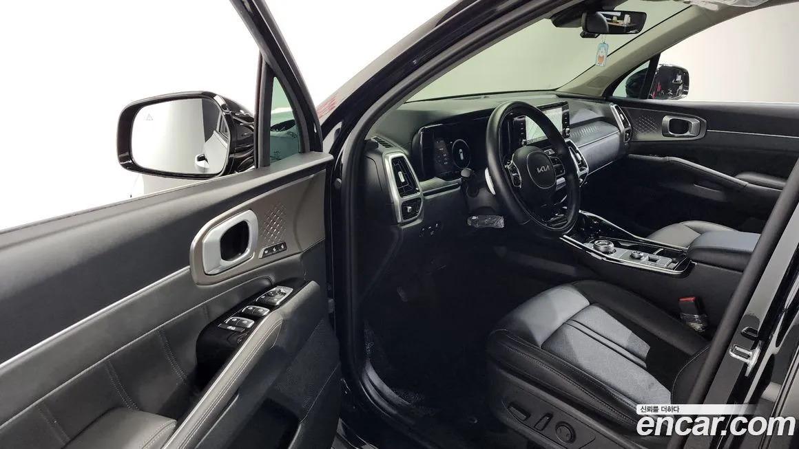 Kia Sorento — фото 4