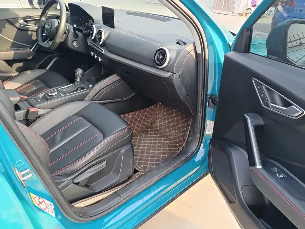 Audi Q2L 2021 из CN, фото 7