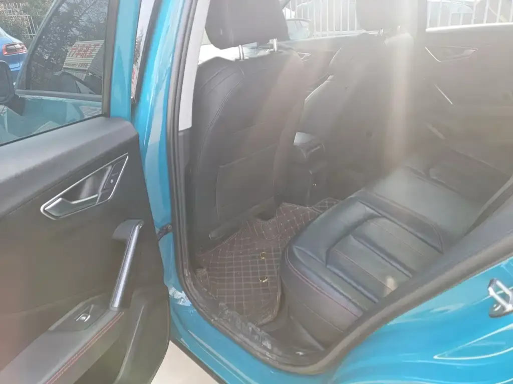 Audi Q2L 2021 из CN, фото 3