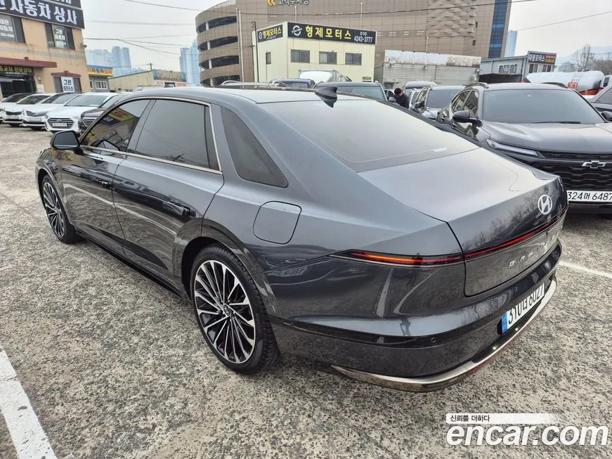Hyundai Grandeur 2023 из KR, фото 3