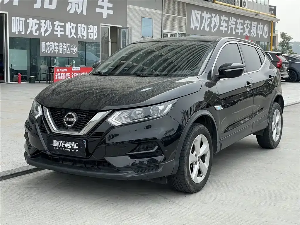 Nissan Qashqai — фото 1