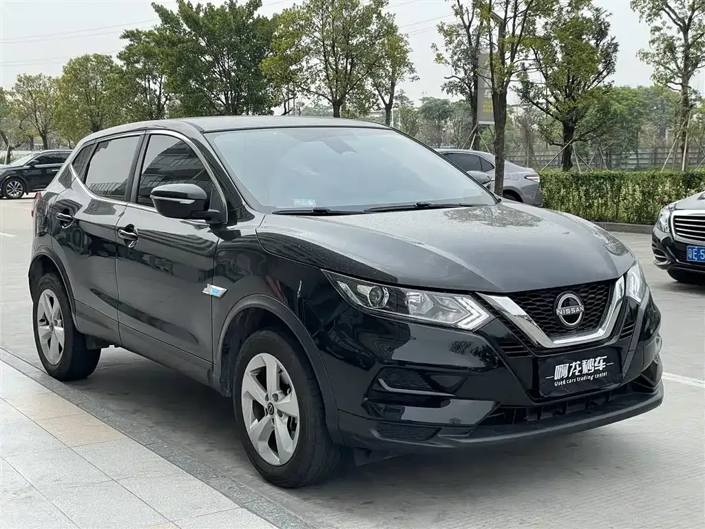 Nissan Qashqai — фото 5