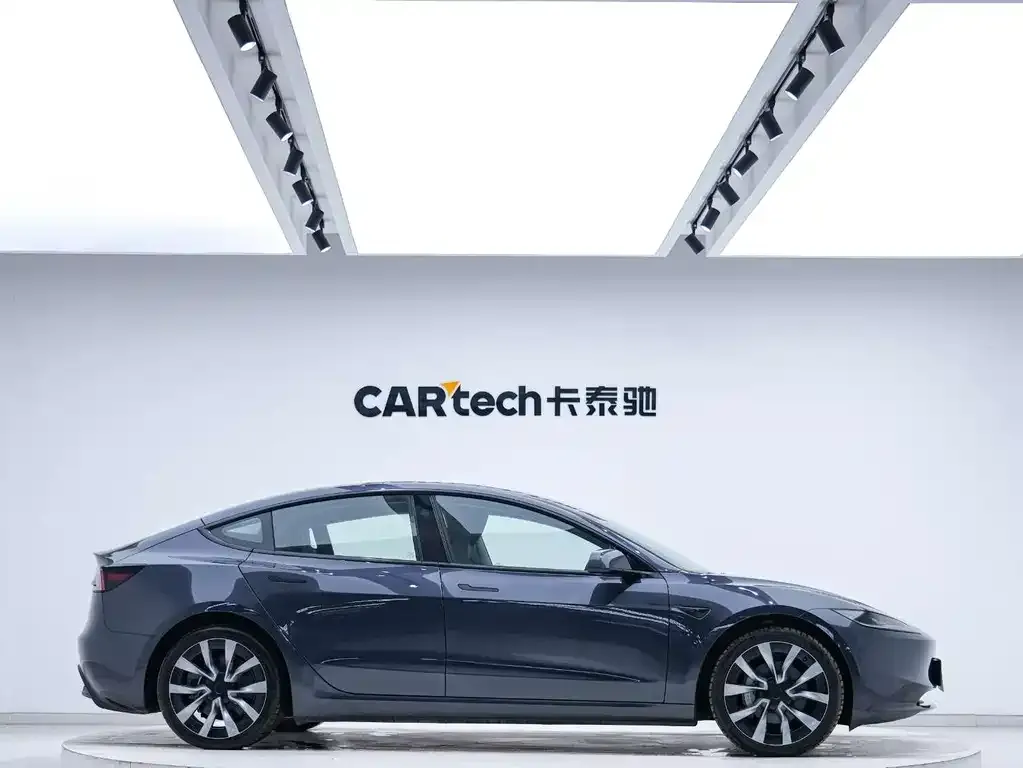Tesla Model 3 — фото 5