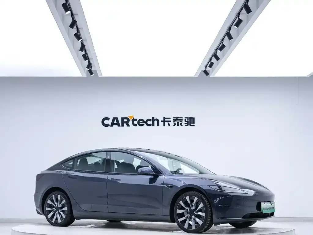Tesla Model 3 — фото 4