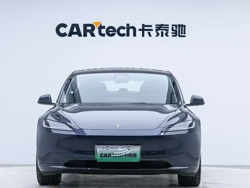 Tesla Model 3 — фото 9