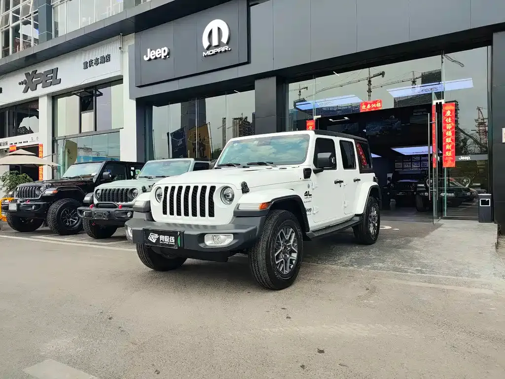 Jeep Wrangler PHEV 2023 из CN, фото 1