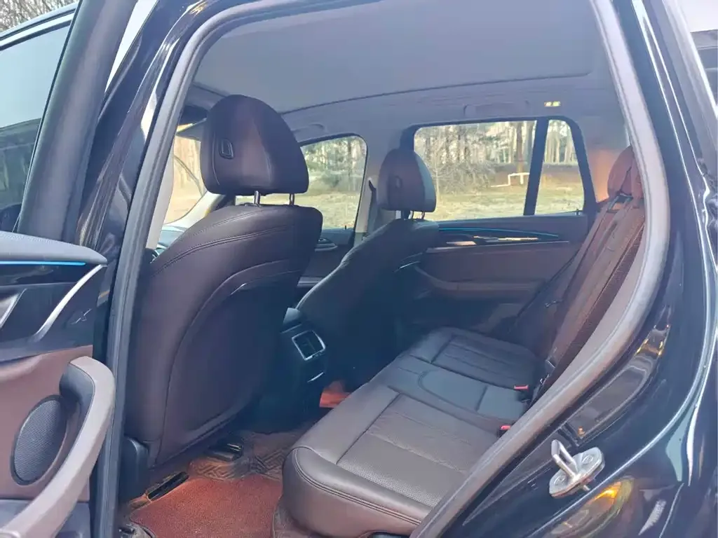 BMW iX3 2023 из CN, фото 8