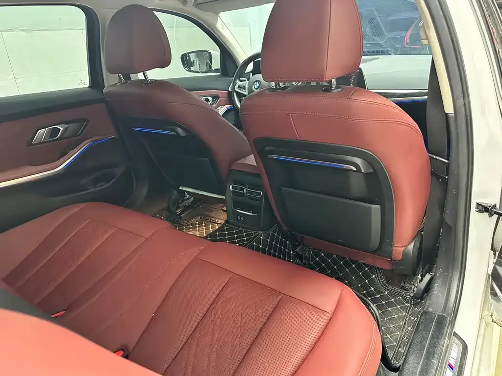 BMW 3 Series — фото 10