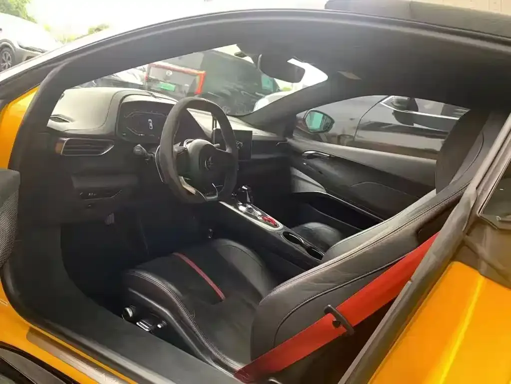 Lotus Emira 2023 из CN, фото 6