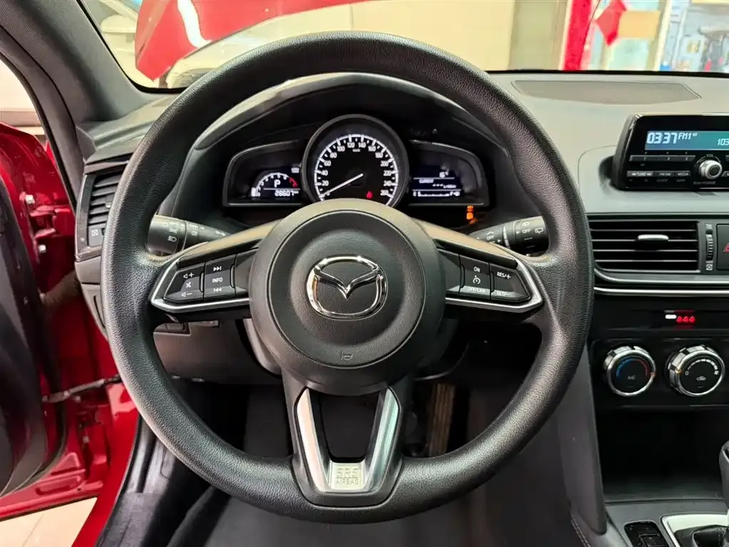 Mazda CX-4 — фото 4