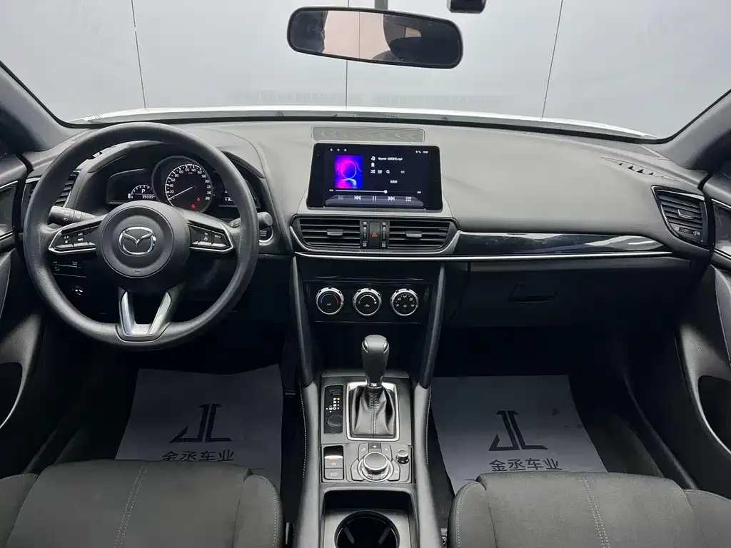 Mazda CX-4 — фото 4