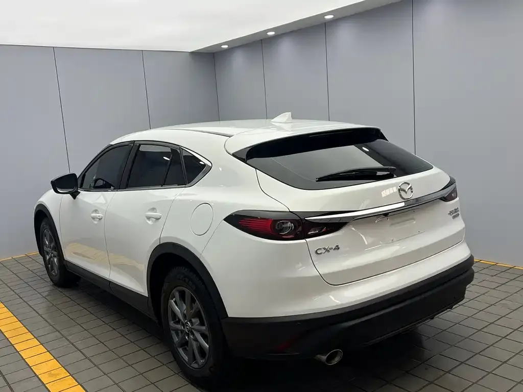 Mazda CX-4 — фото 5