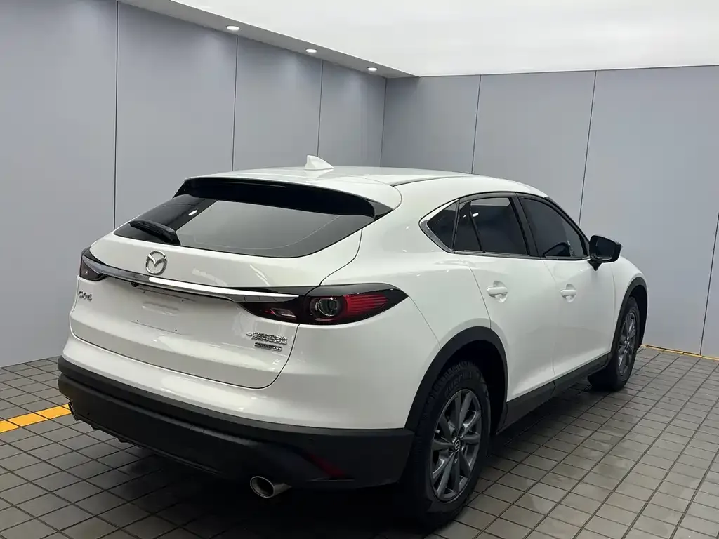 Mazda CX-4 — фото 6