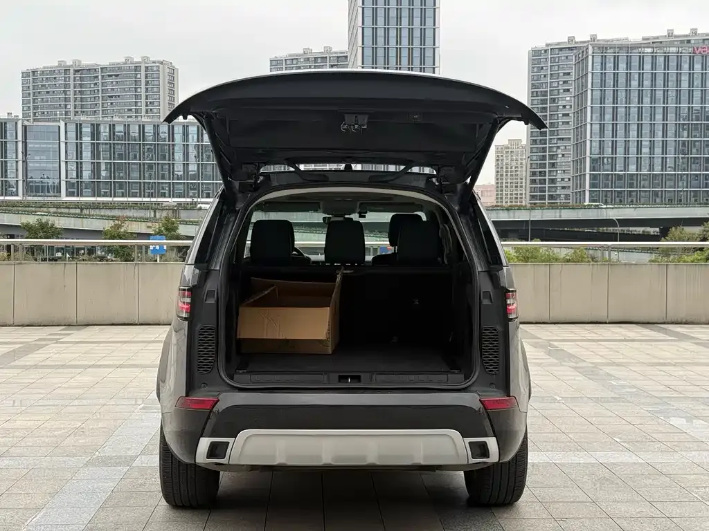 Land Rover Discovery 2021 из CN, фото 6
