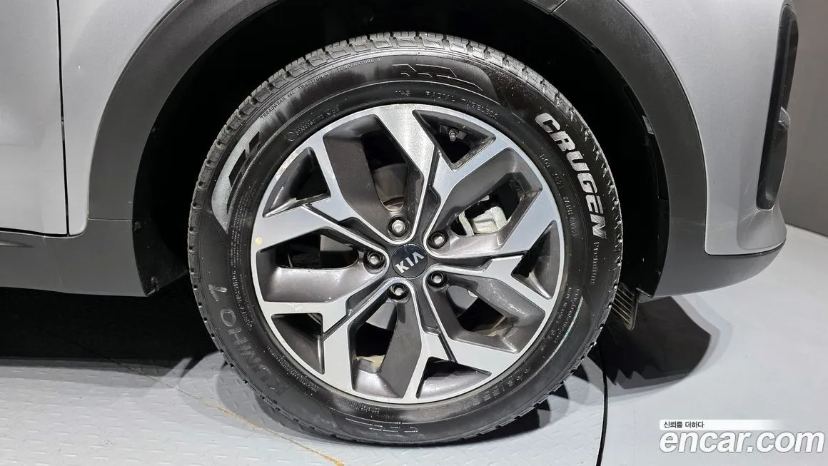Kia Sportage — фото 7