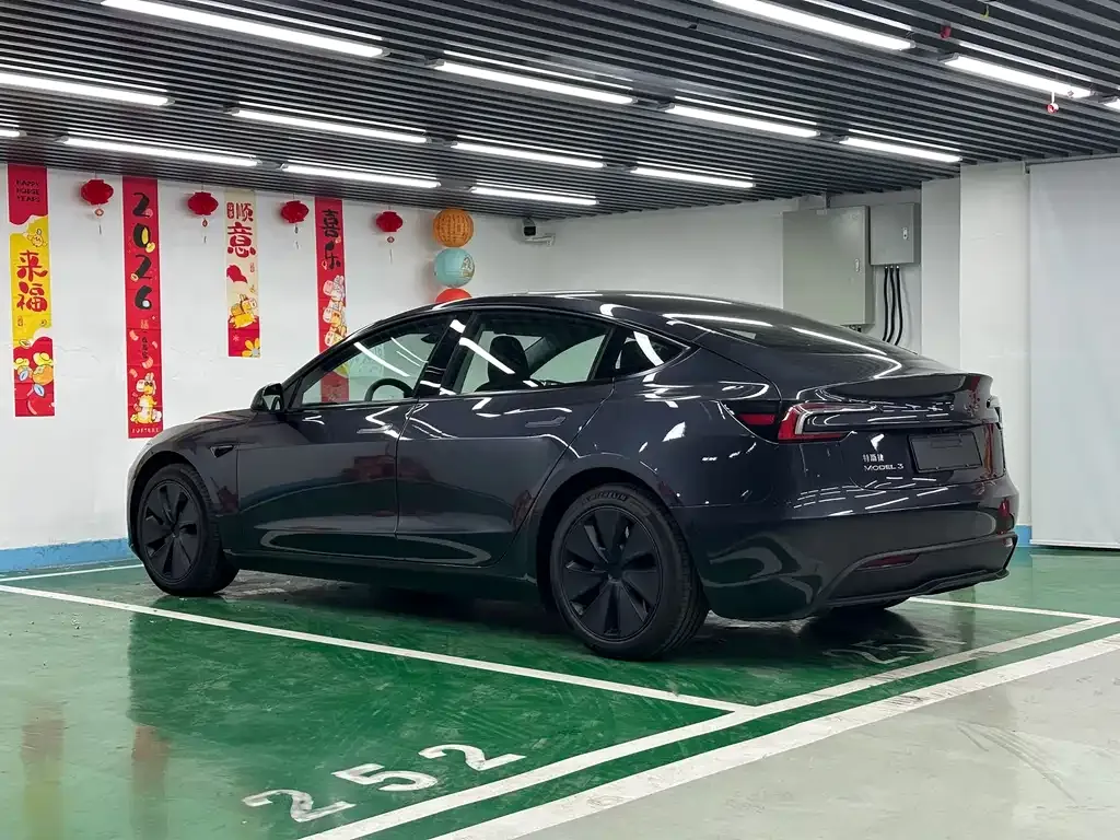 Tesla Model 3 2023 из CN, фото 10
