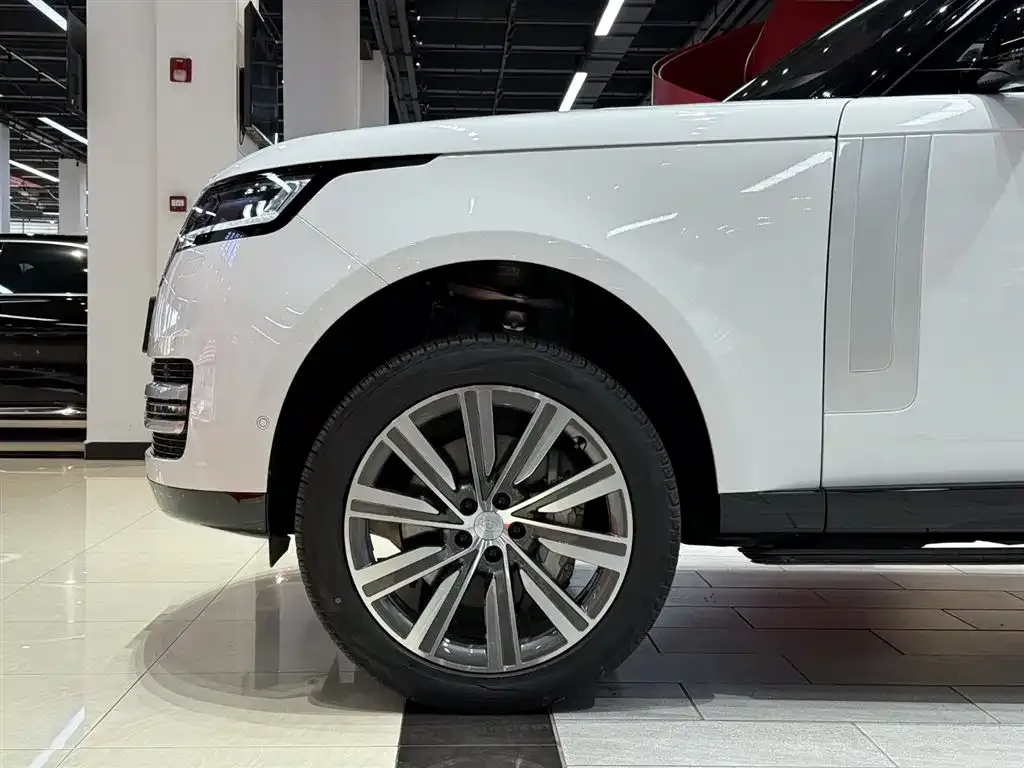 Land Rover Range Rover 2025 из CN, фото 5