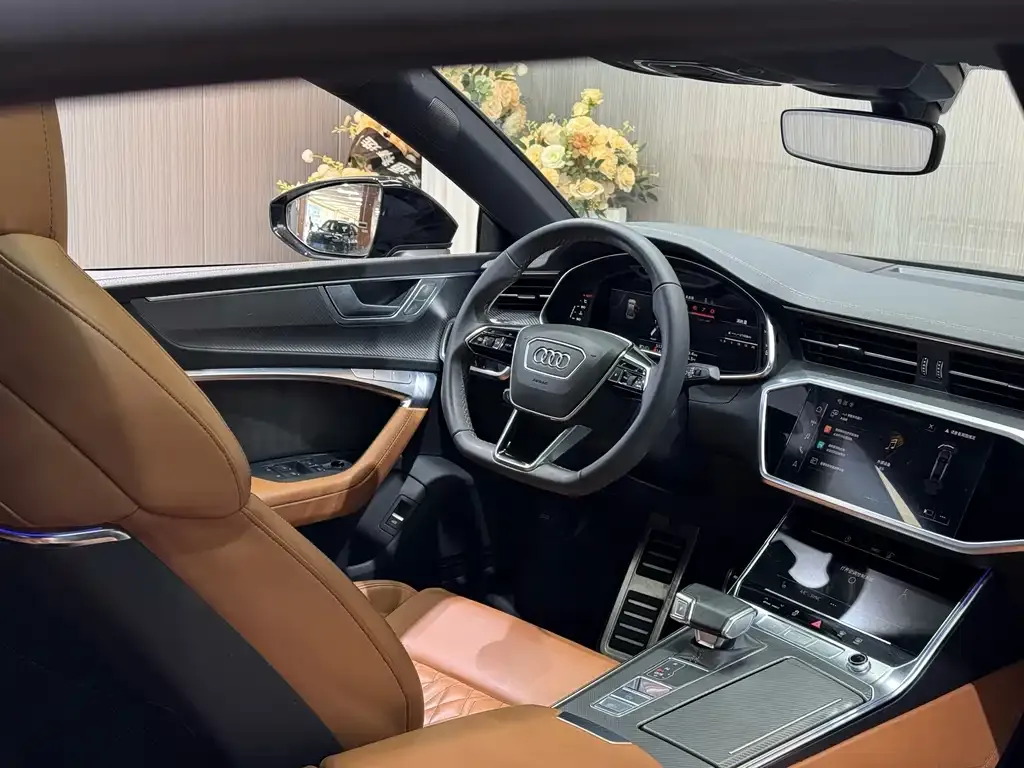 Audi A7L — фото 6