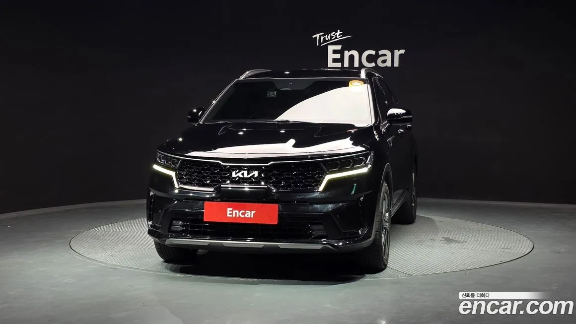 Kia Sorento — фото 8