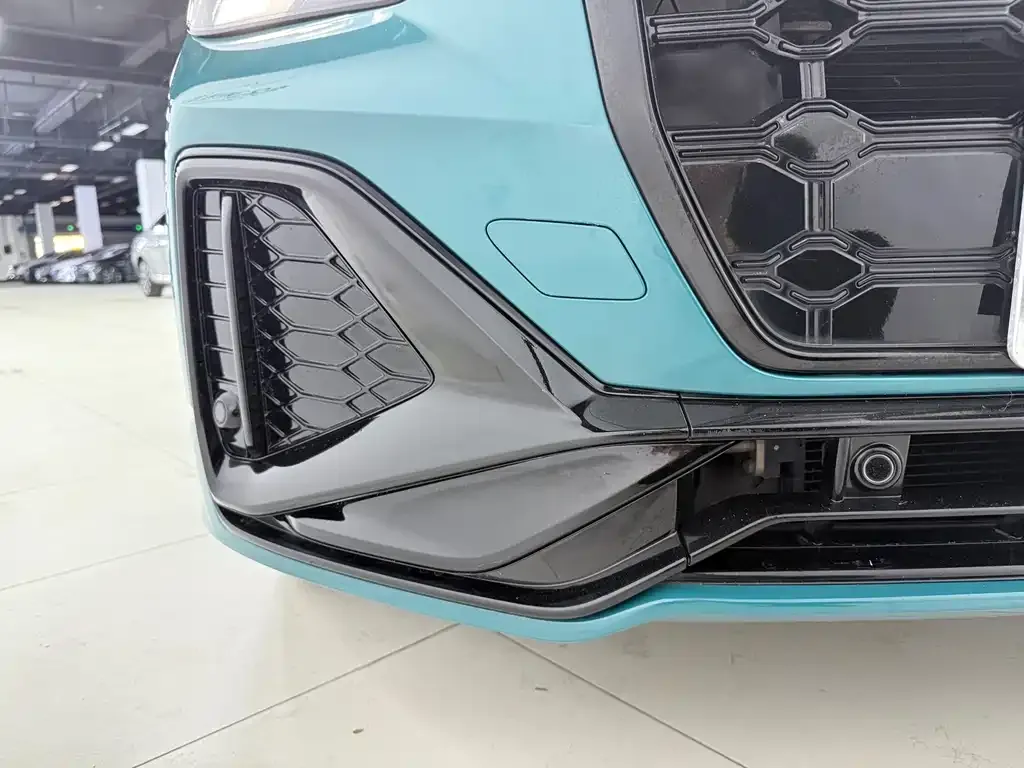 Audi Q2L 2022 из CN, фото 4