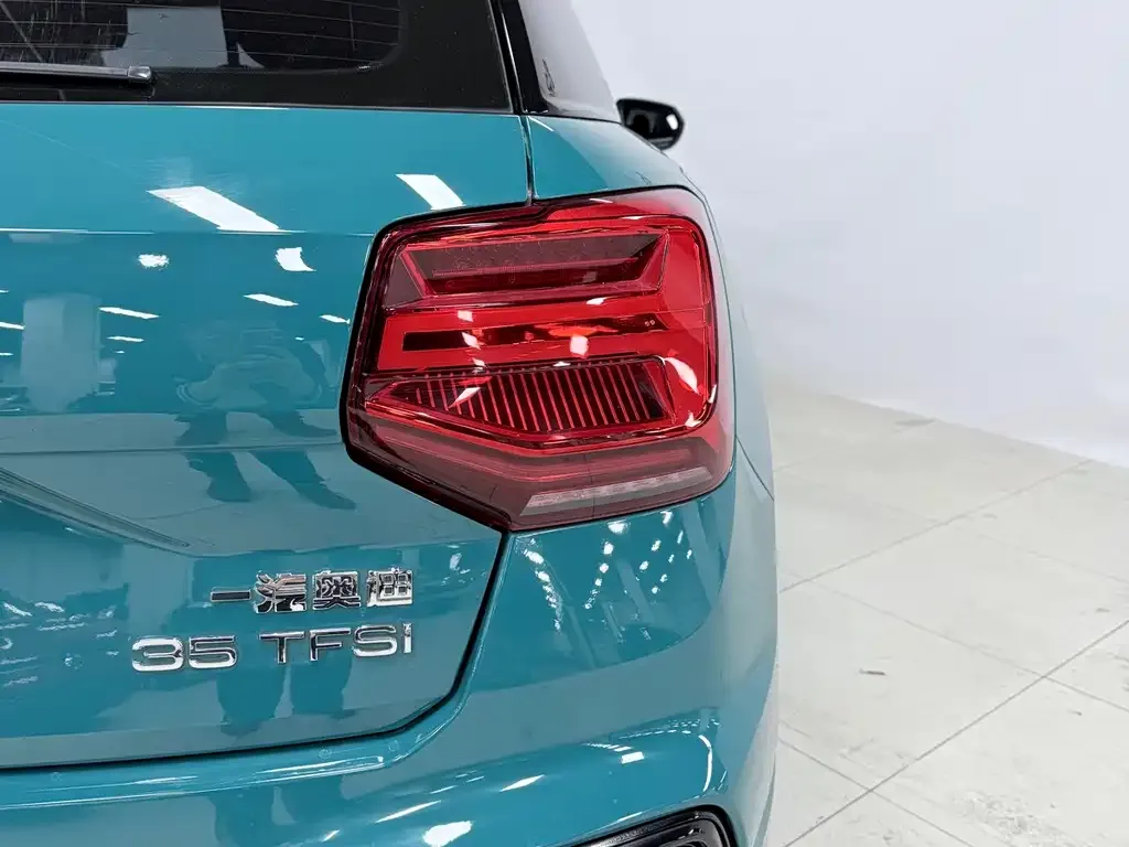 Audi Q2L 2022 из CN, фото 6