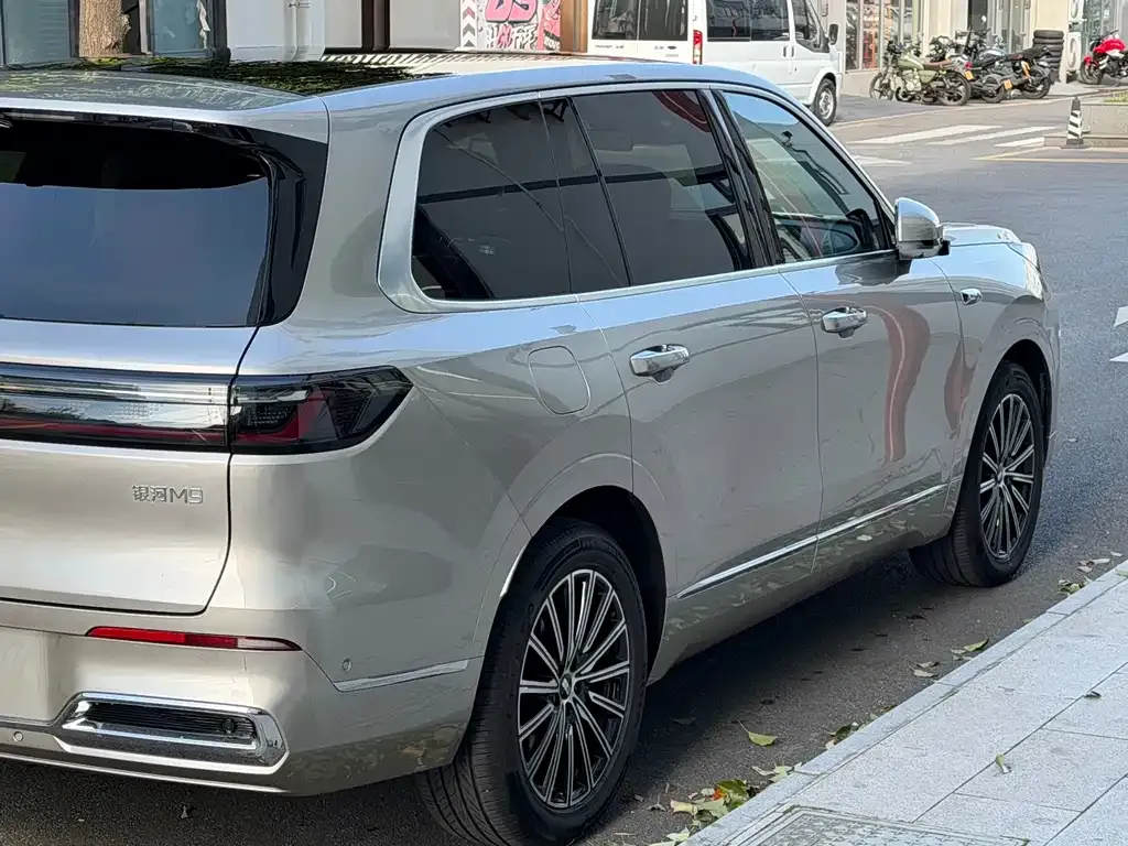 Geely 银河M9 2025 из CN, фото 5