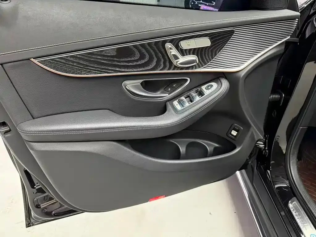 Mercedes-Benz EQC 2021 из CN, фото 5