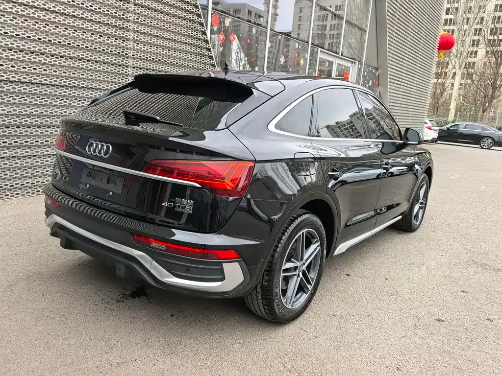 Audi Q5L Sportback 2021 из CN, фото 8