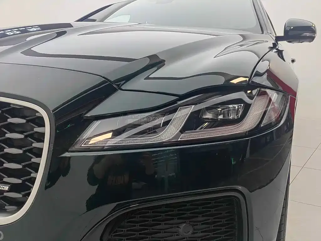Jaguar XFL 2022 из CN, фото 10